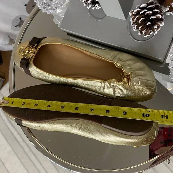 Lilly Pulitzer Gold Leather Ballet Flats Lion Heads Knock Brown Ribbon Size 9 - Picture 10 of 16